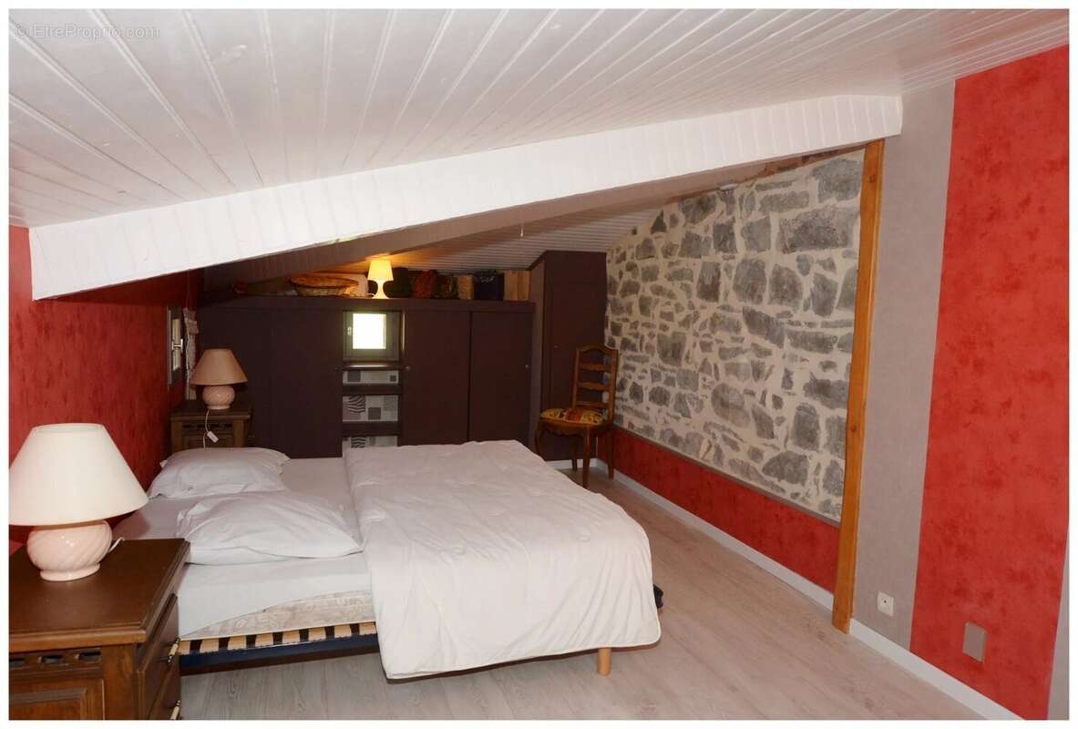 Maison à JOYEUSE