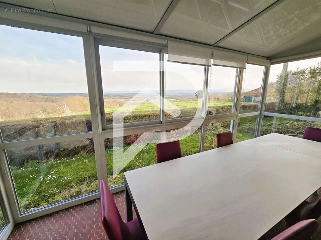 Maison à ARTHEZ-DE-BEARN