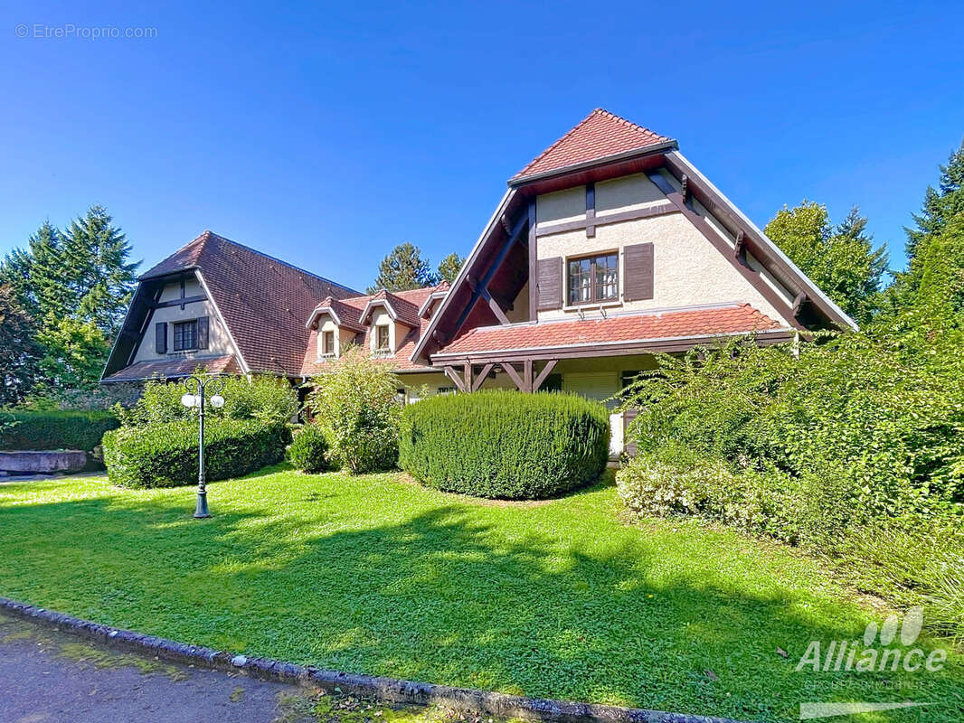 Maison à EXINCOURT