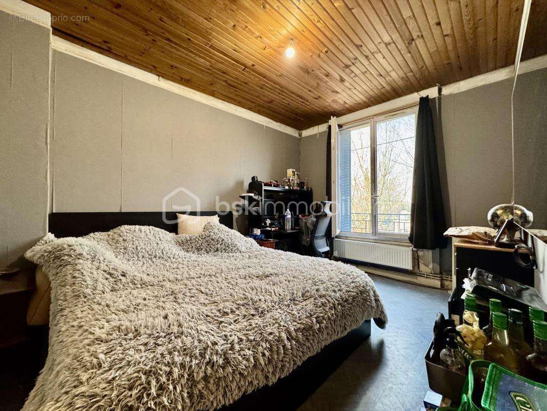 Maison à fort potentiel à rénover - 70m2 - LE BLANC-MESNIL - photo 10