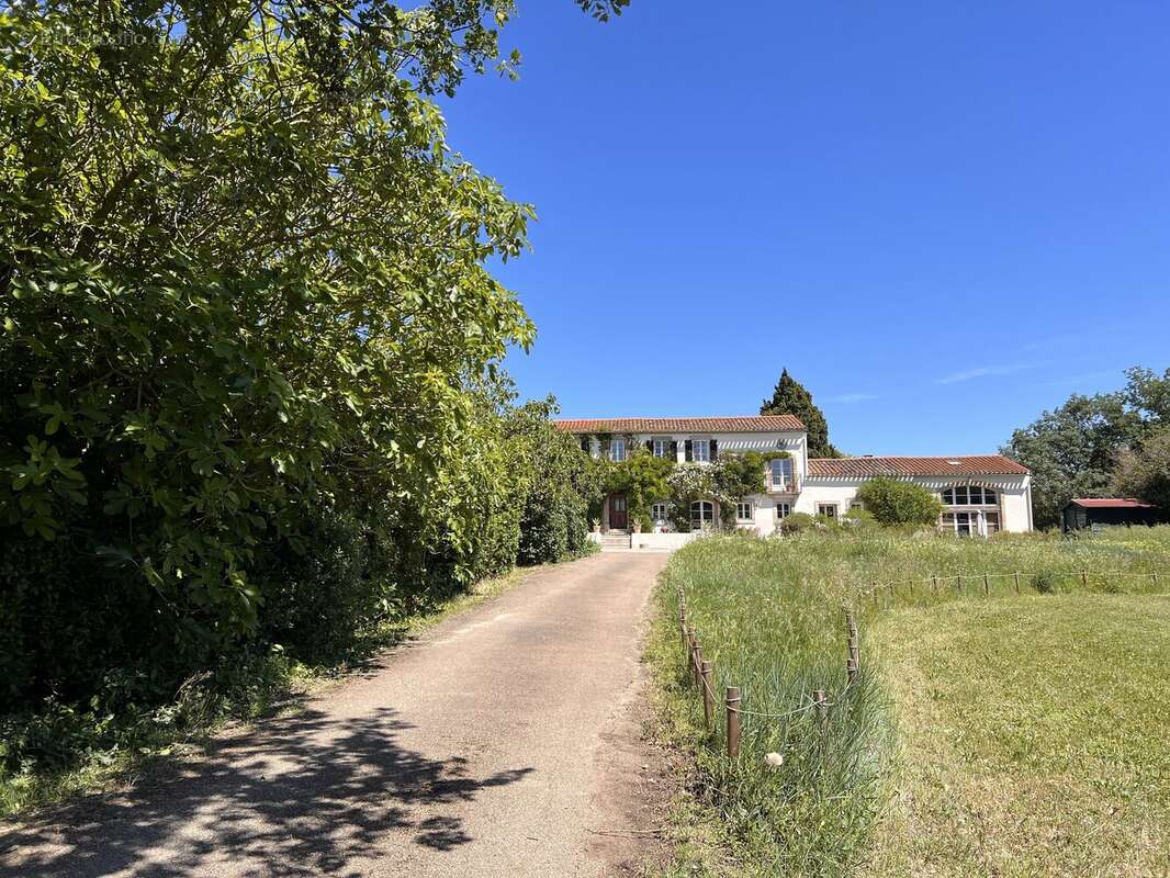 Domaine de caractère avec vues panoramiques sur la campagne audoise et la Montagne Noire - photo 25