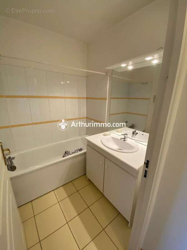 Appartement à LISSES