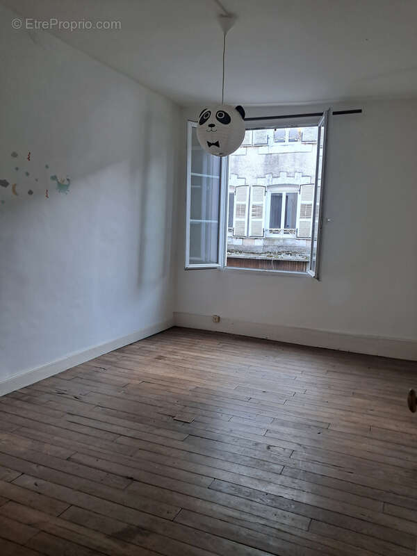 Maison à LUBERSAC