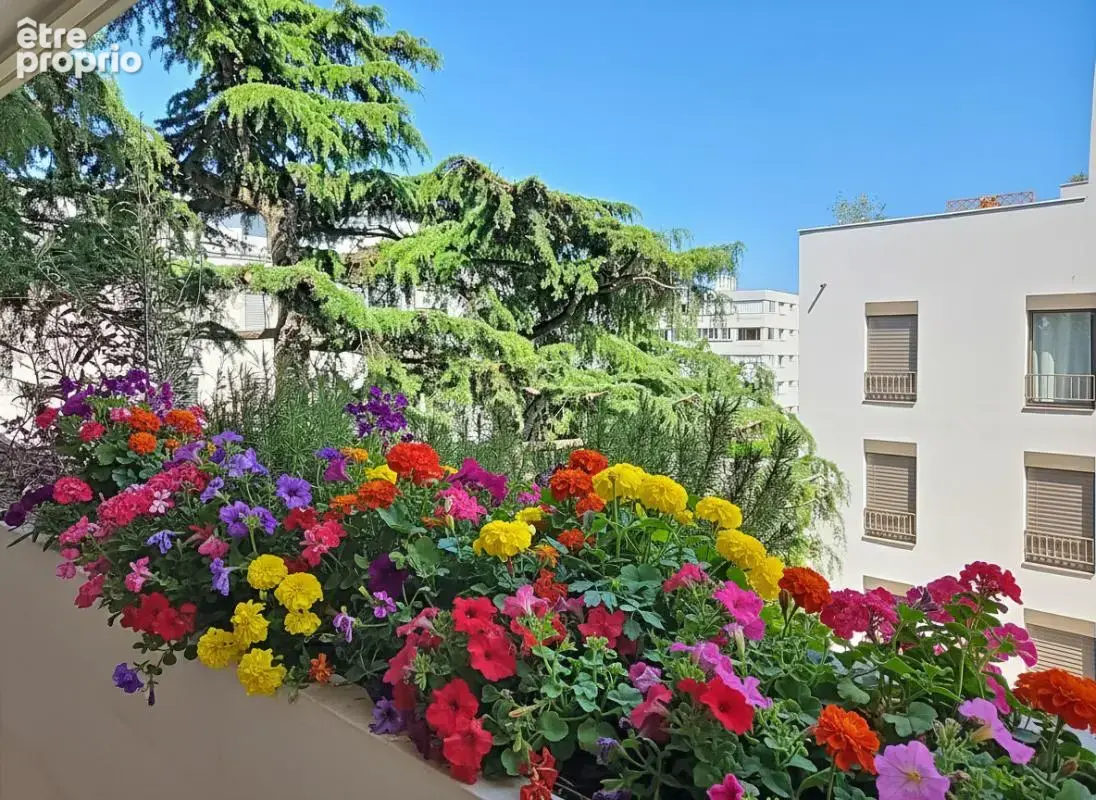 Appartement - 3 Chambres - Terrasse - Balcon - Garage en sus  - Cave - Résidence calme - Proche toutes commodités - photo 5