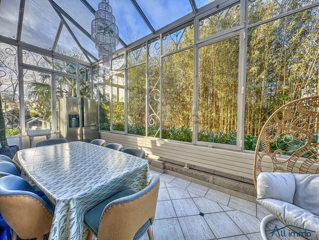 Maison à VILLECRESNES