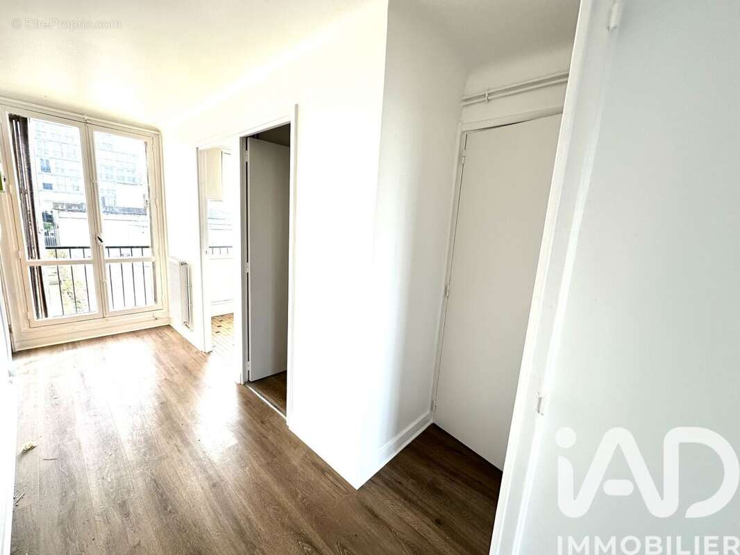 Photo 6 - Appartement à CHOISY-LE-ROI