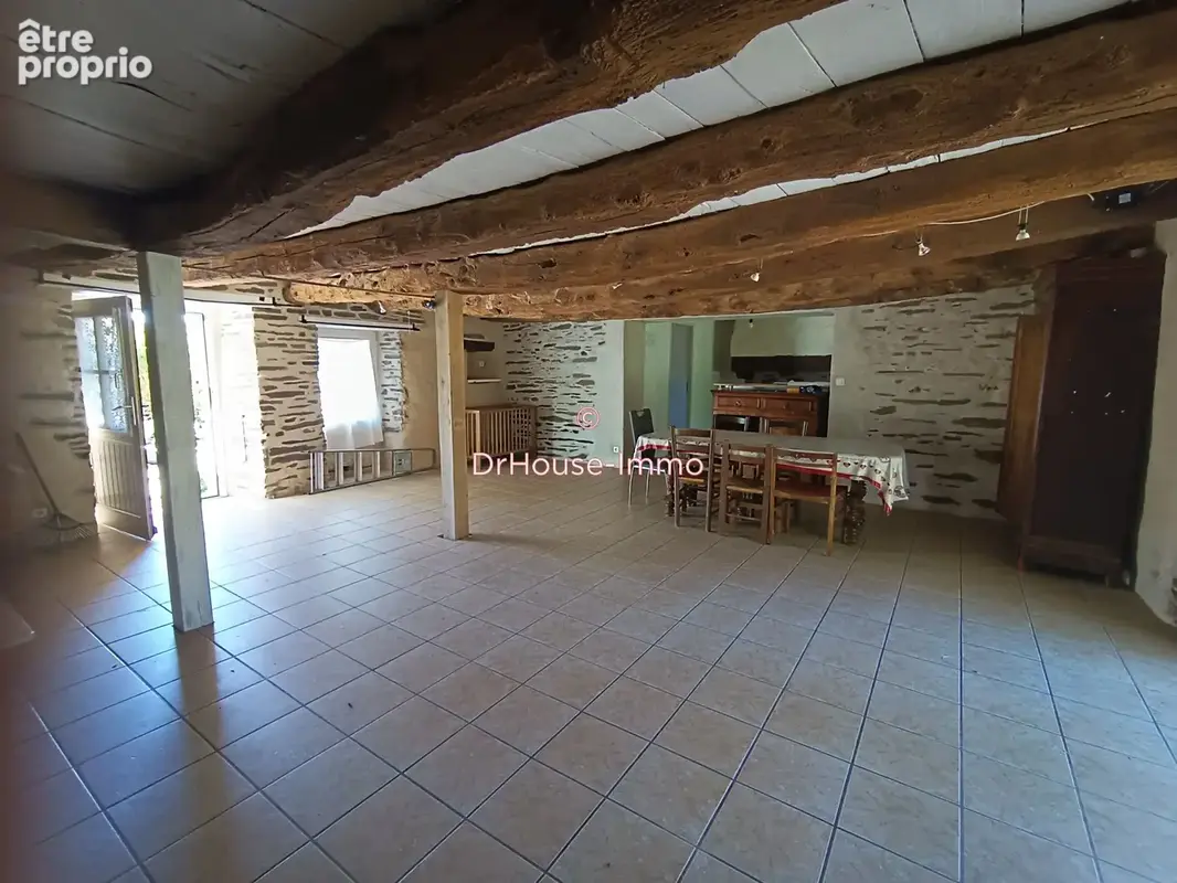 Maison 6 pièces 187 m² à vendre à Loyat (56800) - photo 2