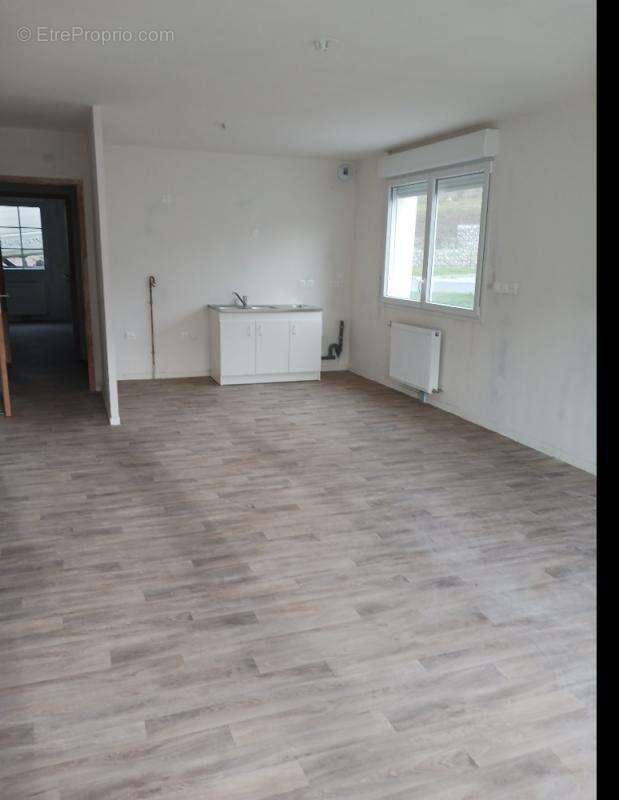 Appartement à SAINT-MARTIN-BOULOGNE