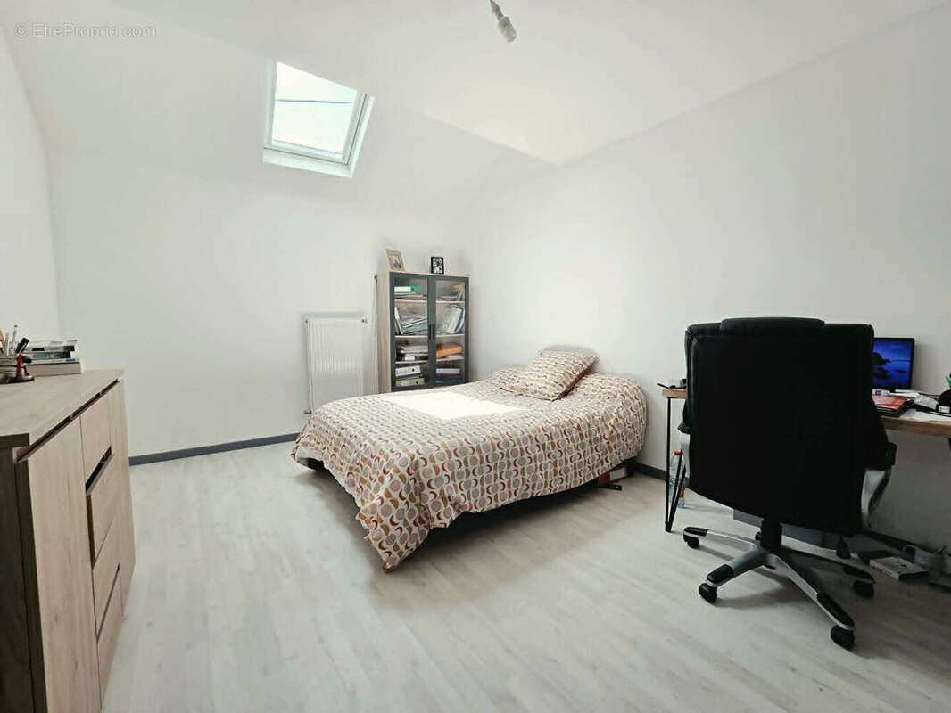 Maison familiale entre Nogent et Montigny-le-Roi - photo 9