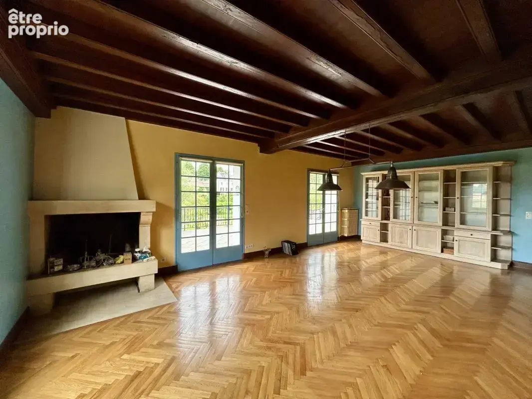 Maison de caractère avec piscine chauffée, rivière et vue ex - photo 8