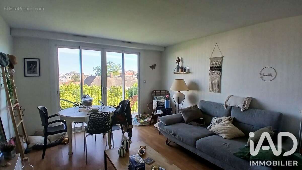 Appartement 68 m² à La Roche-Sur-Yon  - photo 2