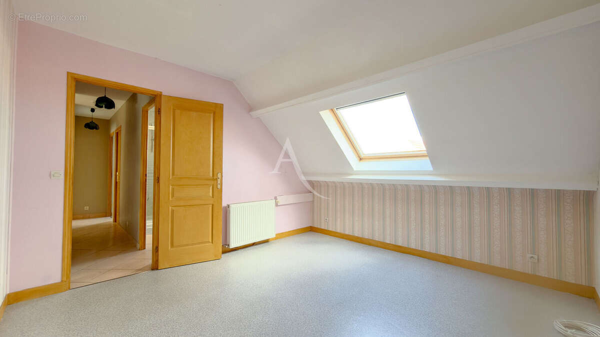 Maison à VIGNEUX-SUR-SEINE