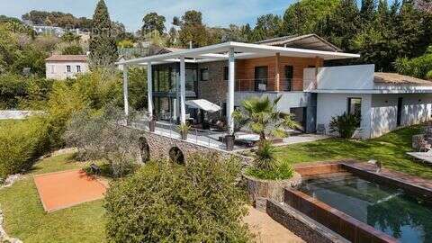Maison à MOUGINS