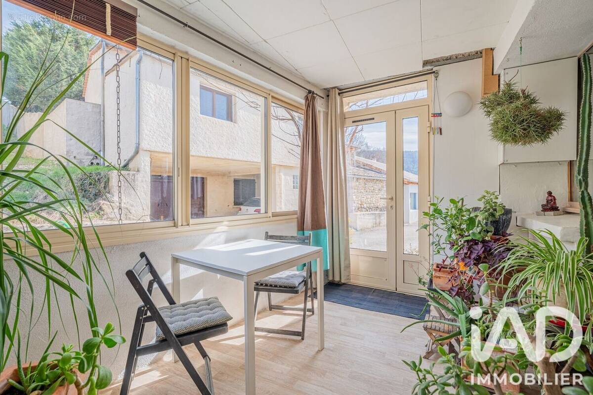 Photo 1 - Maison à FRANCILLON-SUR-ROUBION