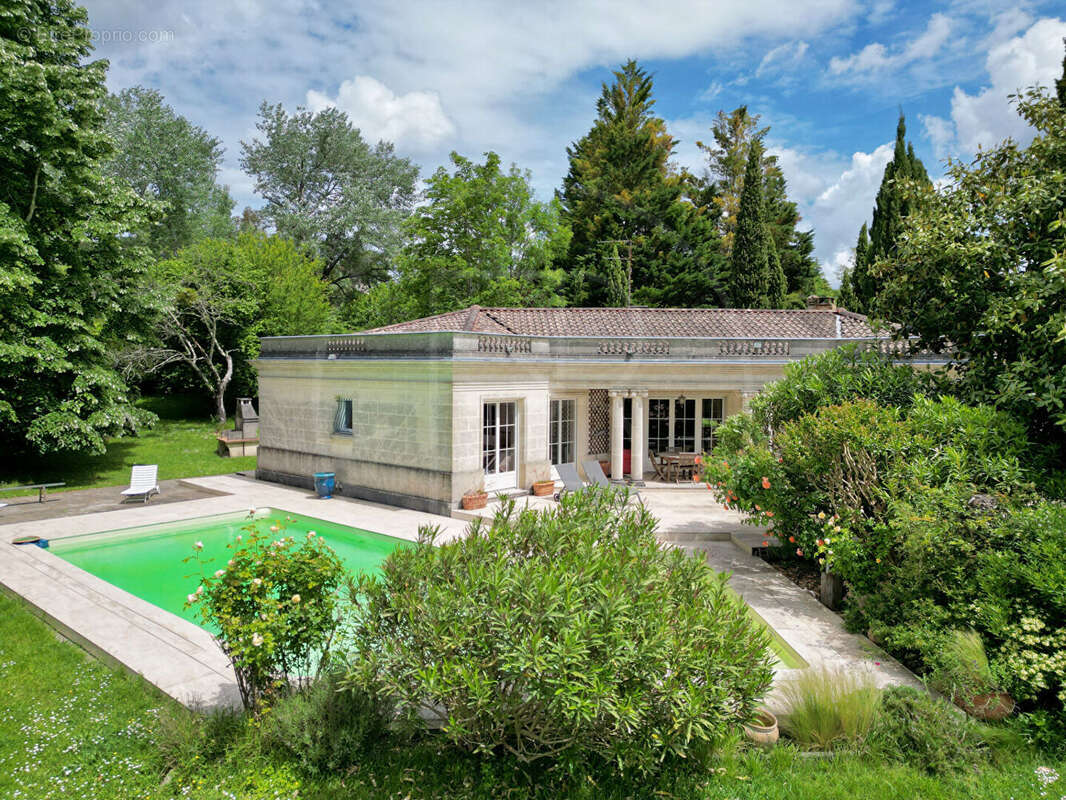 Maison à CARIGNAN-DE-BORDEAUX