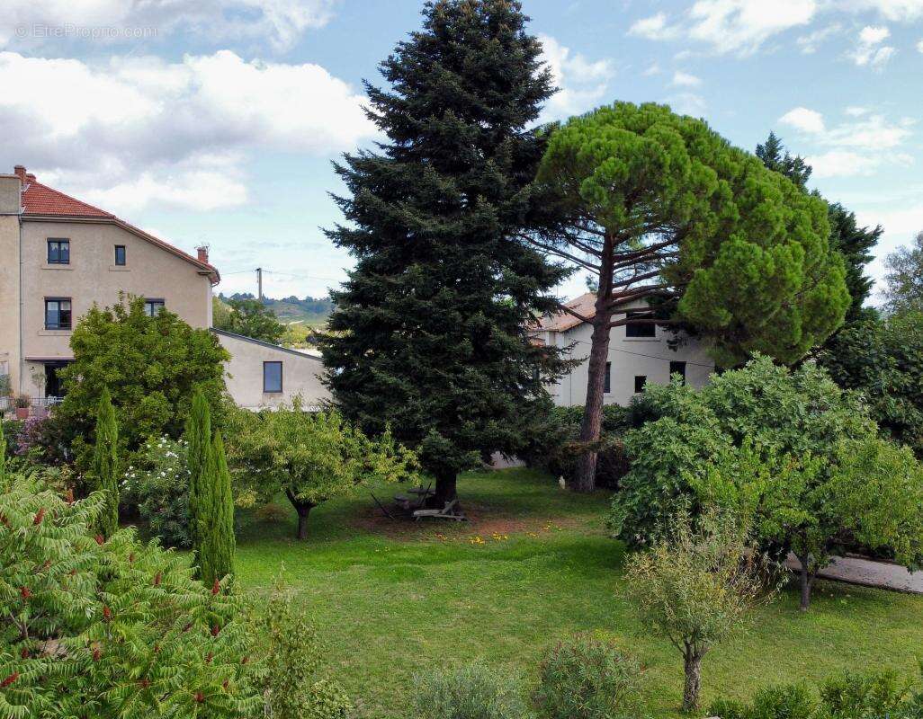 Maison à TOURNON-SUR-RHONE