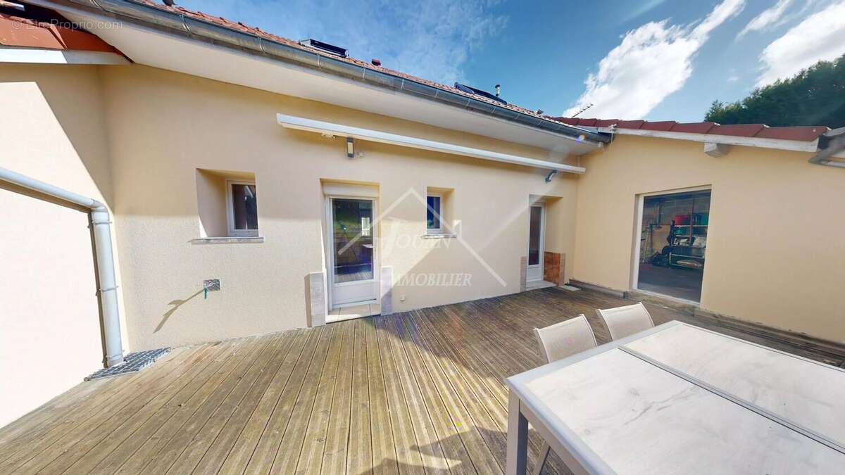 Maison à SAINT-POURCAIN-SUR-SIOULE