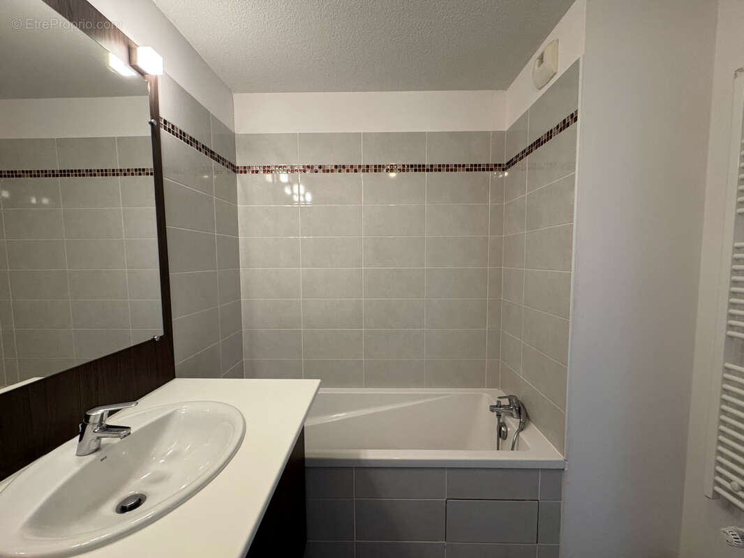 Appartement t3 de 63m2 - photo 6