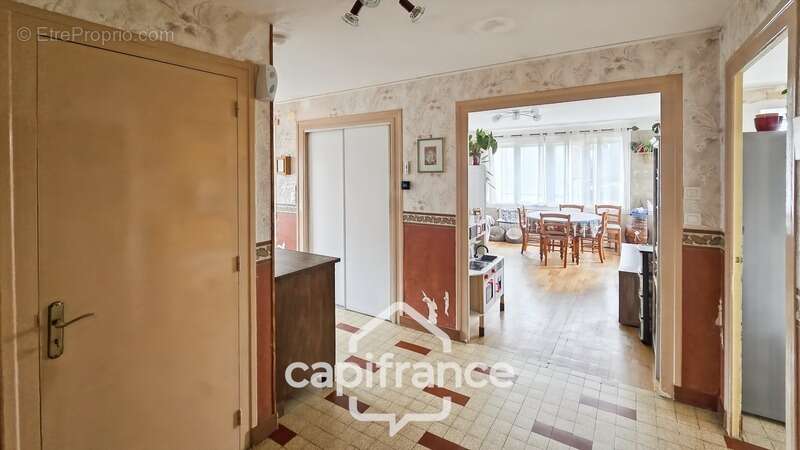 Maison à SAINT-MARCEL