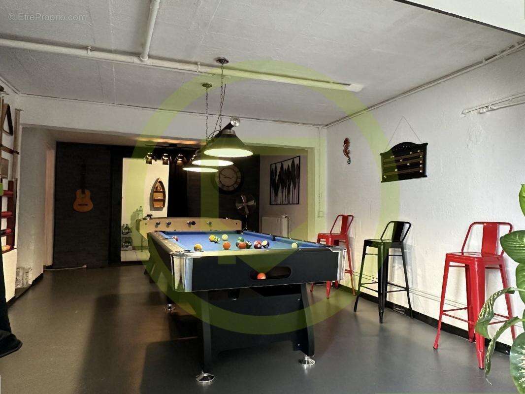 Maison à CIRES-LES-MELLO