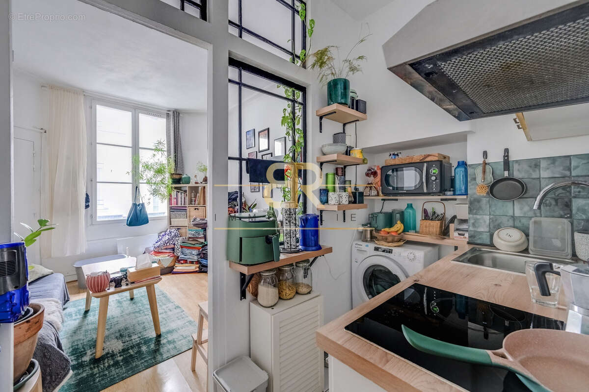 Appartement à PARIS-2E