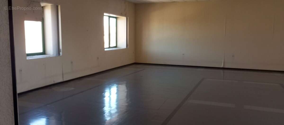 Appartement à SIN-LE-NOBLE