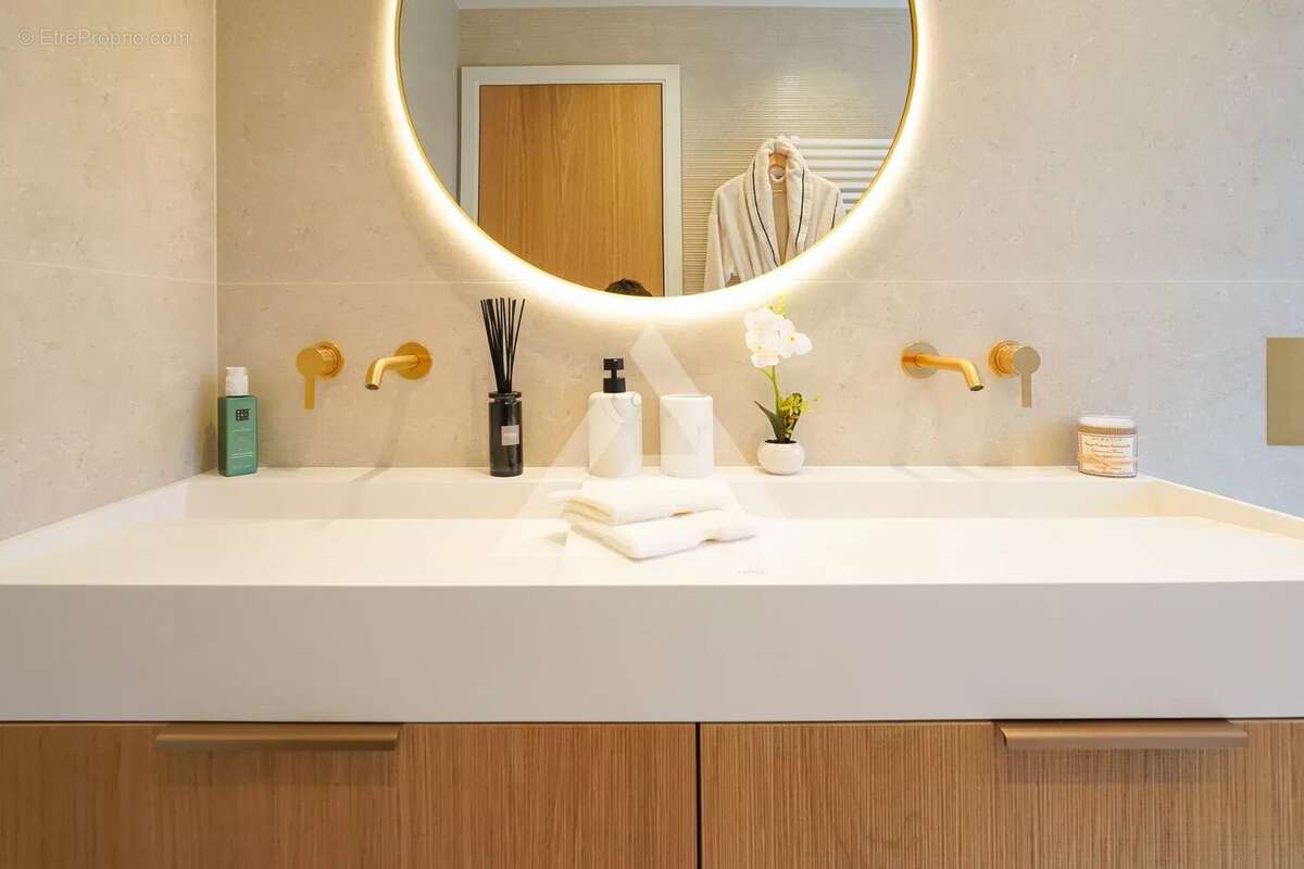 Appartement à VILLEFRANCHE-SUR-MER