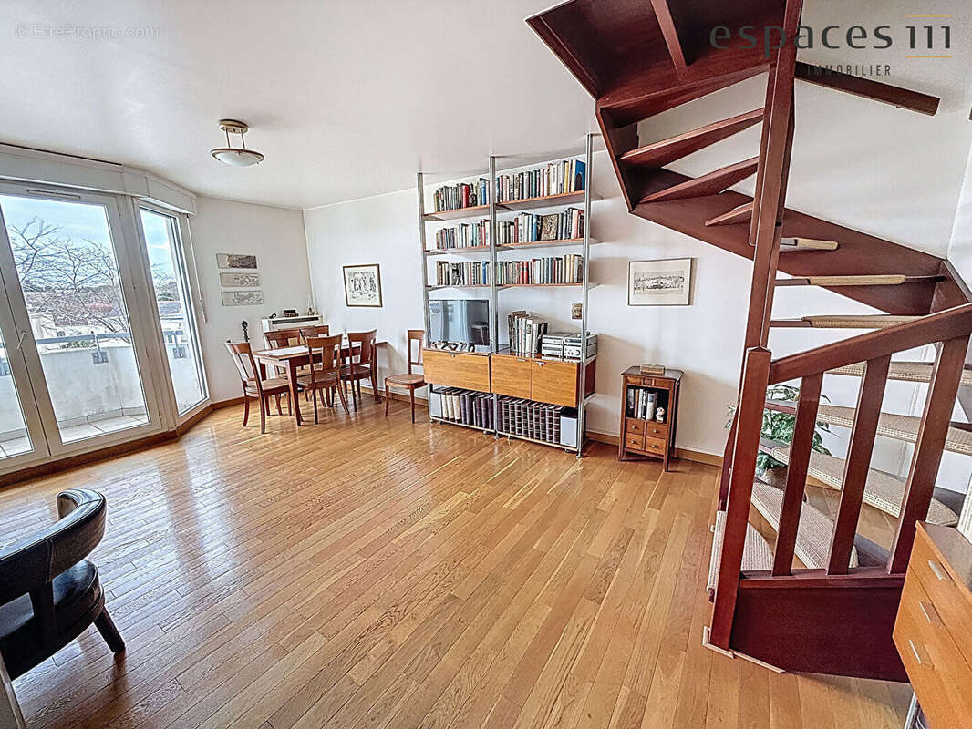Appartement à MONTIGNY-LE-BRETONNEUX