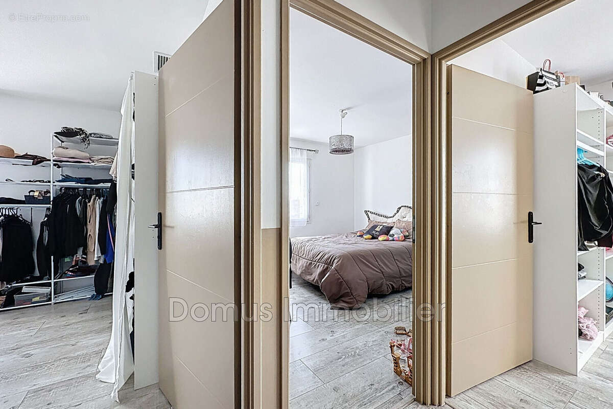 Maison à MORIERES-LES-AVIGNON