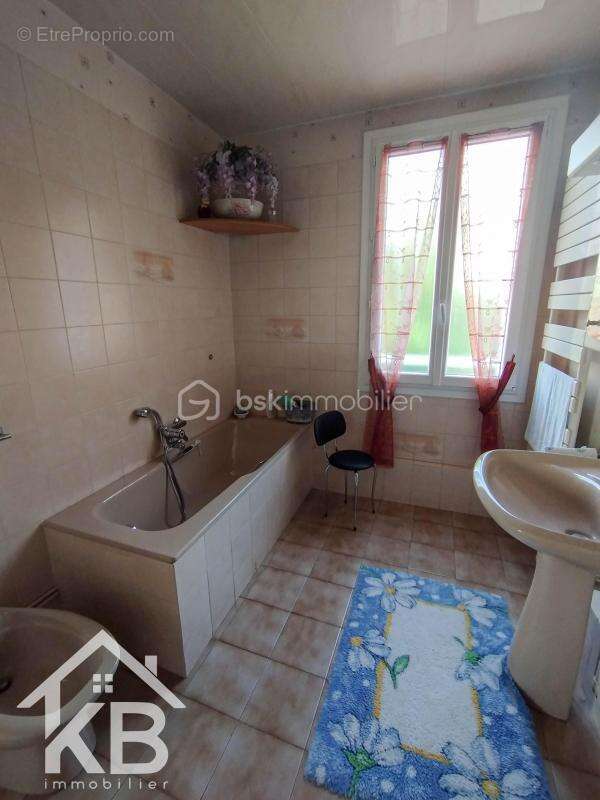 Maison à SOUPPES-SUR-LOING