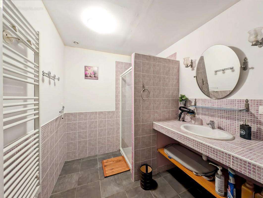 Maison à SAINT-BEAUZELY