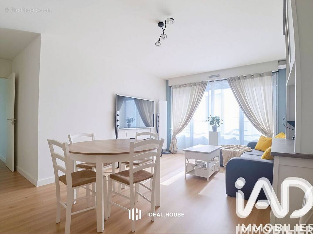Photo 1 - Appartement à CHELLES