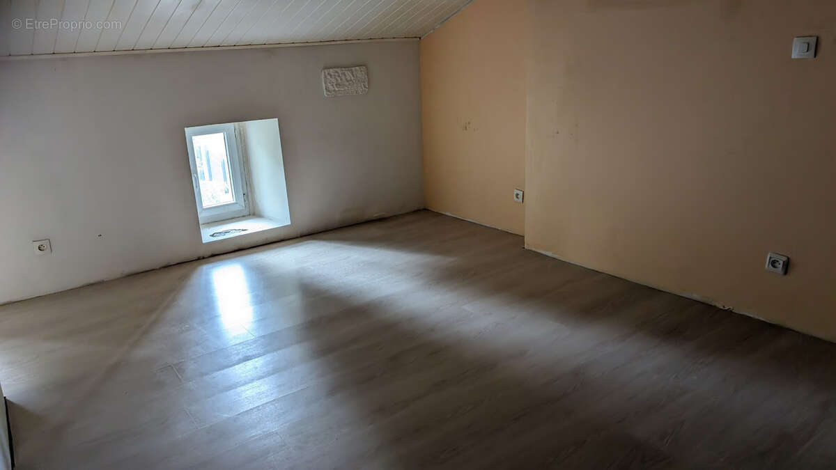 Maison à SAINT-GIRONS-D&#039;AIGUEVIVES