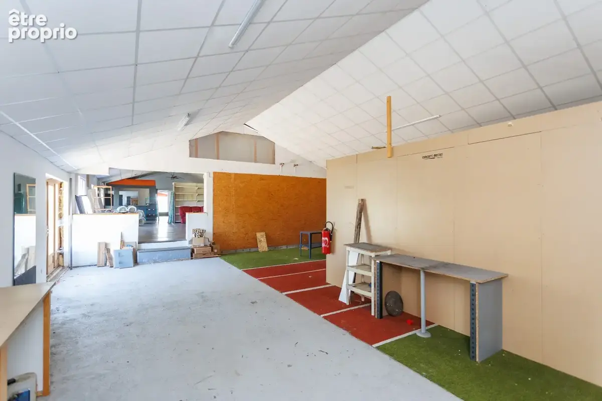 Local Commercial / Artisanal 475 m2 à vendre DIGOIN (71), accès direct RCEA et A 89 à 3 min - photo 13