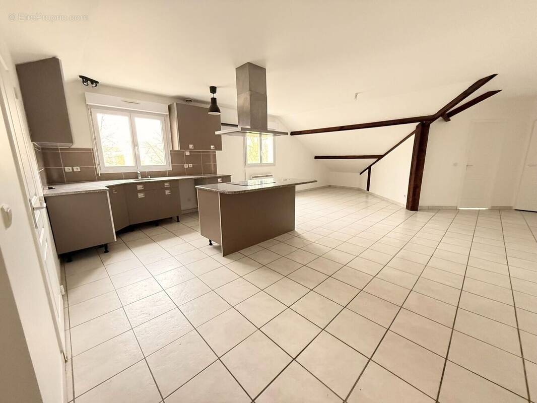 Photo 1 - Appartement à COULOMMIERS