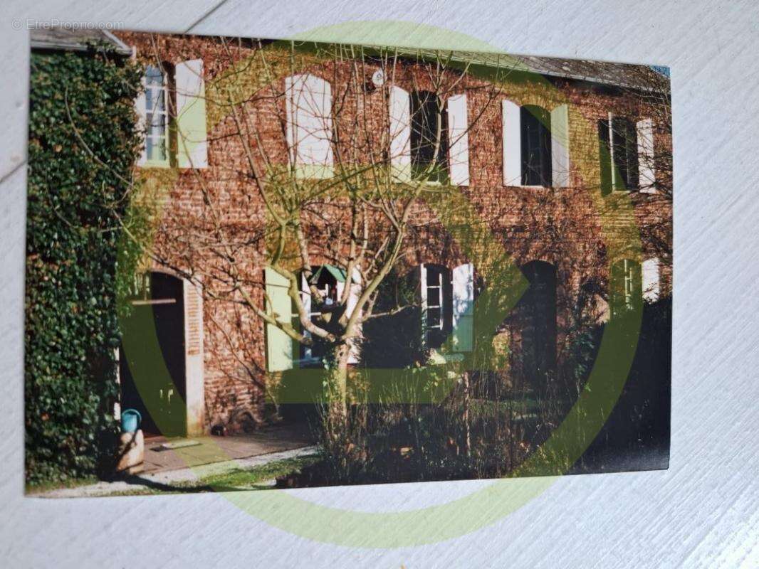 Maison à LAVAVEIX-LES-MINES