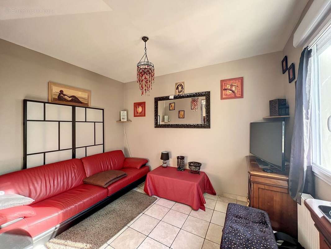 Maison à ISSY-LES-MOULINEAUX