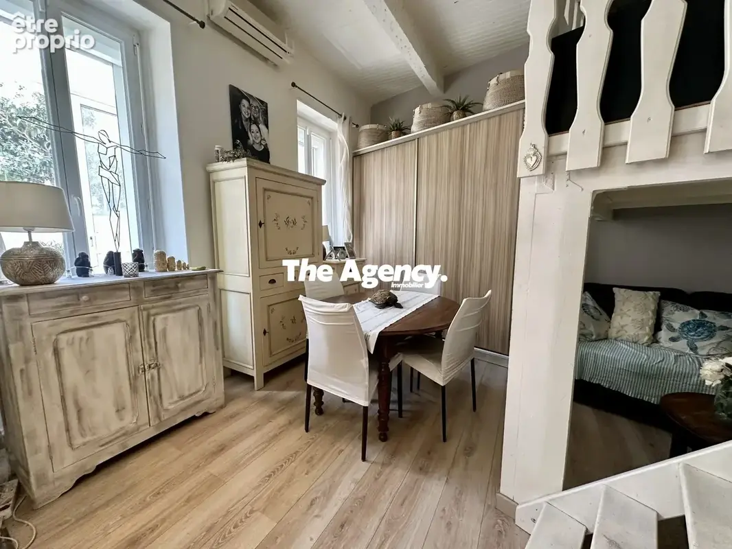 Appartement 30 m² à Marseille-6e  - photo 2