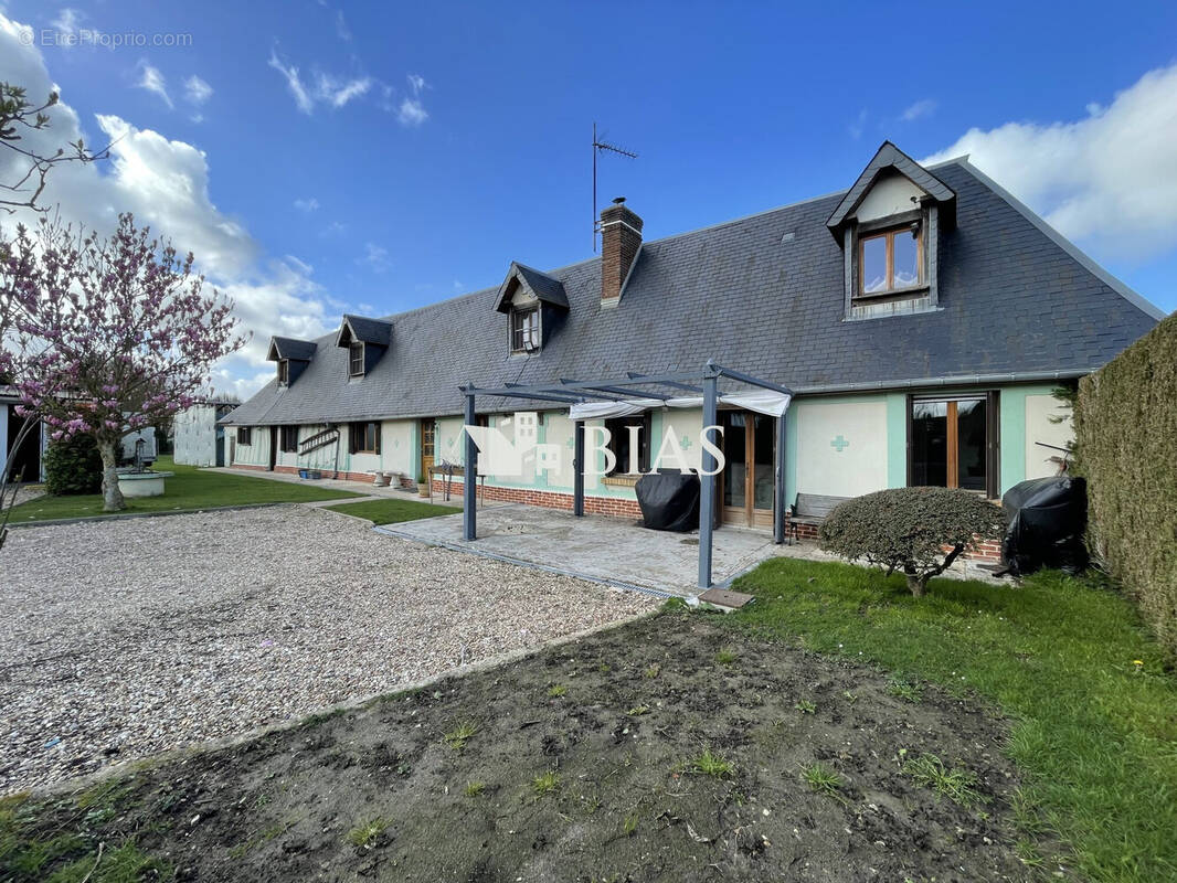 Maison à LE GROS-THEIL