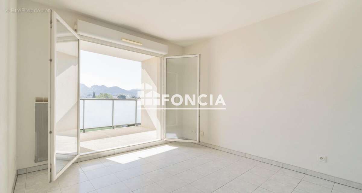 Appartement à MARSEILLE-10E