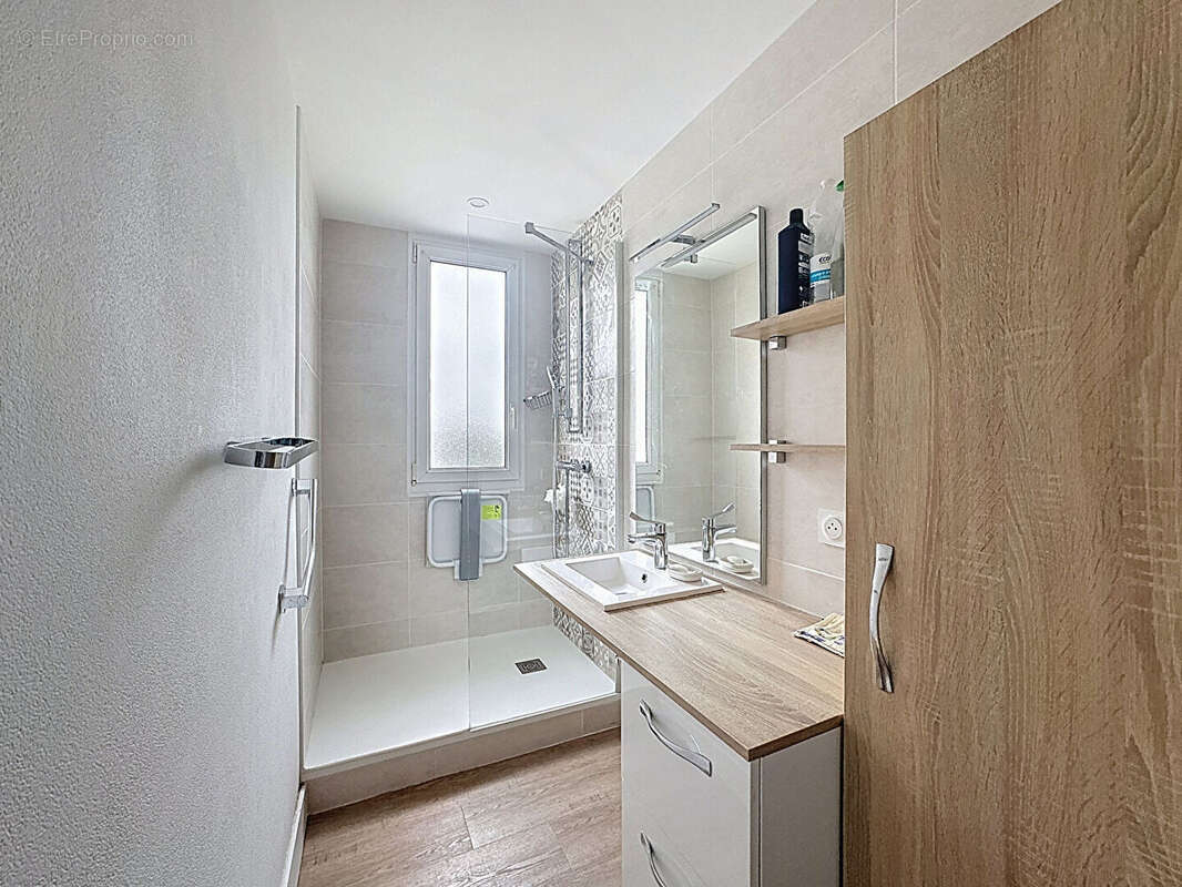 Maison à LE RELECQ-KERHUON