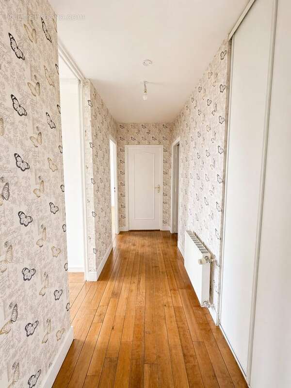 Entrée appartement n°1 - Appartement à EYMOUTIERS