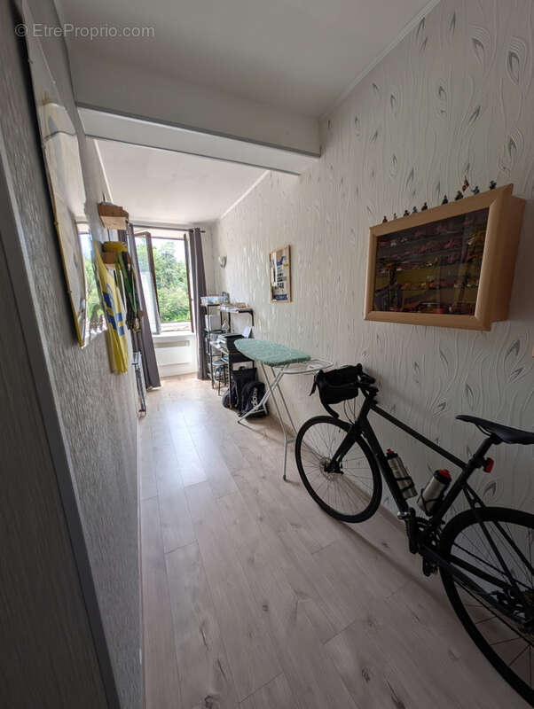 Appartement rénové de 56 m2 centre ville. - photo 9