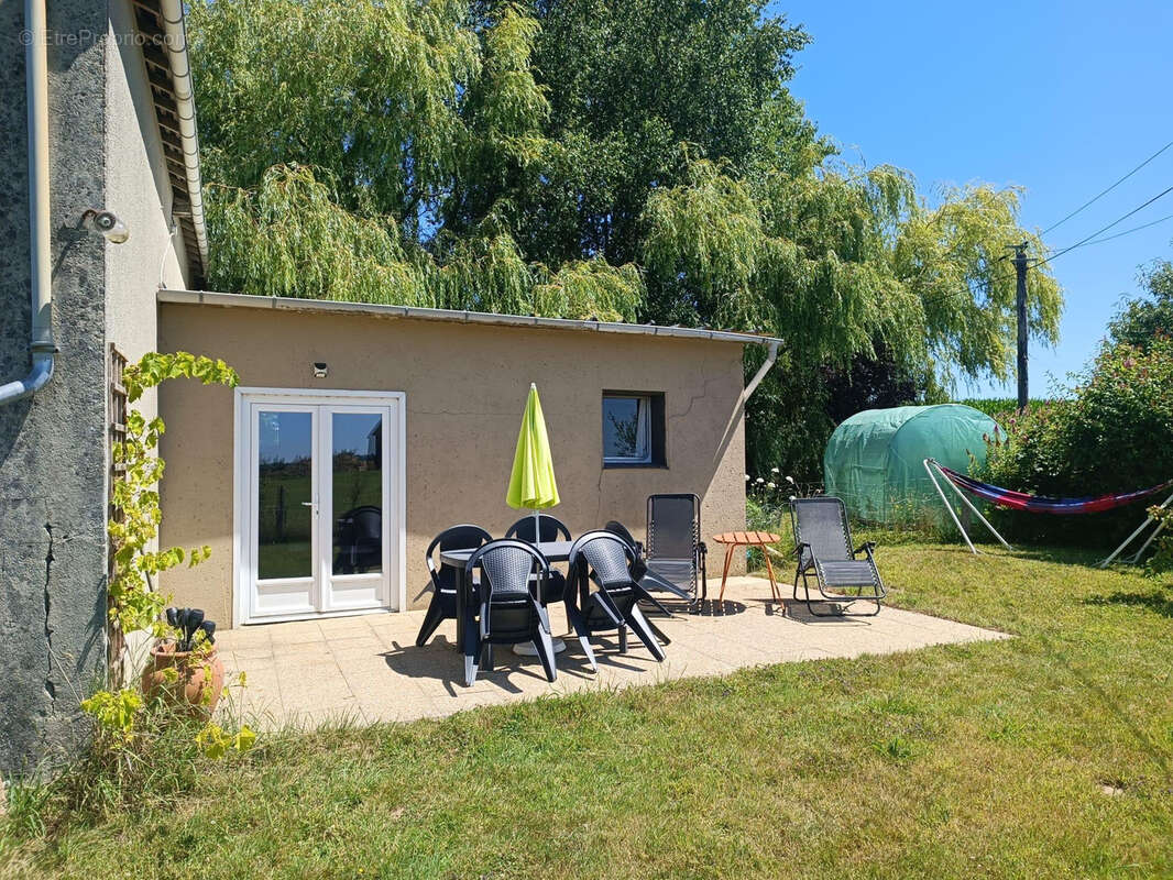 Maison à LANDELLES-ET-COUPIGNY