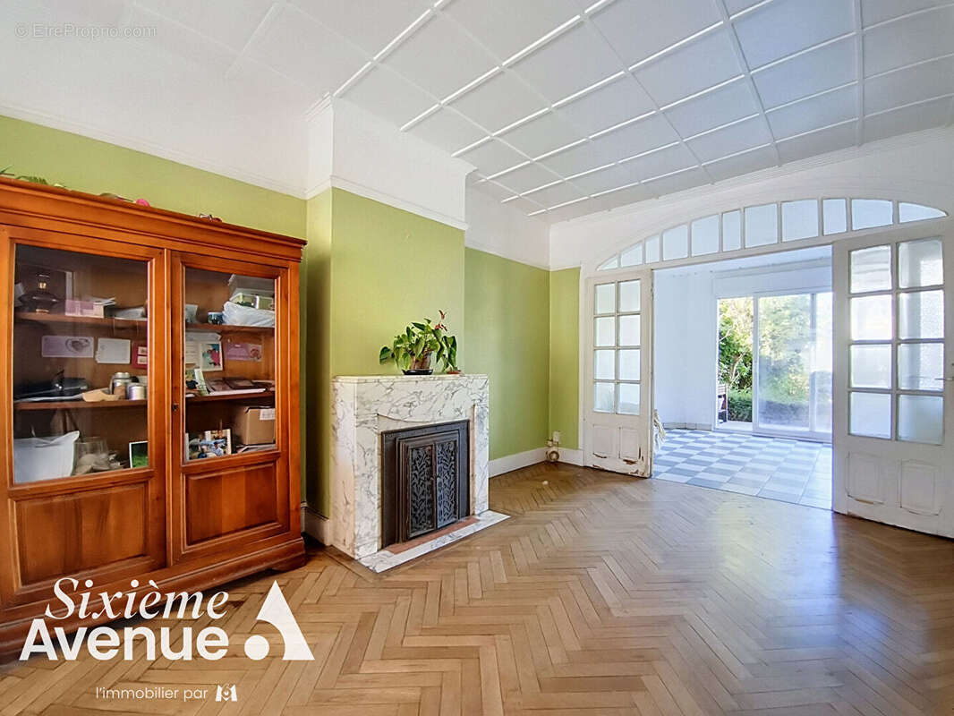 EXCLUSIVITE appartement avec un jardin en coeur de ville , - photo 6