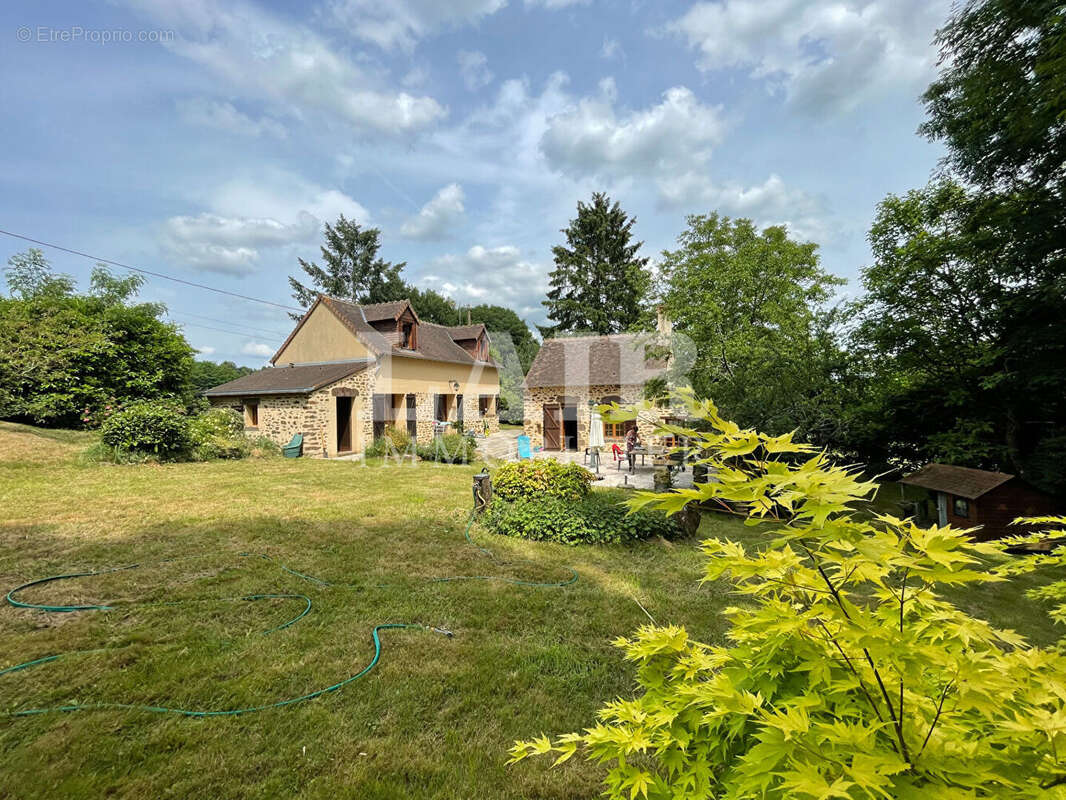 Maison à BEAUMONT-SUR-SARTHE