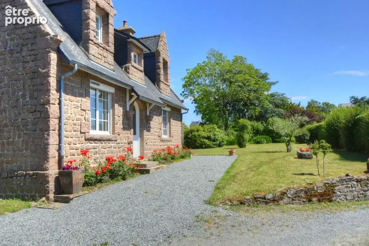 Maison avec une partie indépendante en centre-ville - photo 2