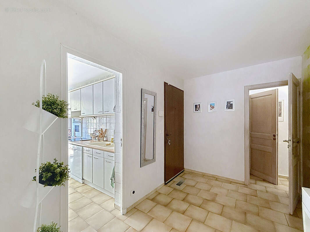 Maison Les Pennes Mirabeau 5 pièce(s) 126m2 - photo 11