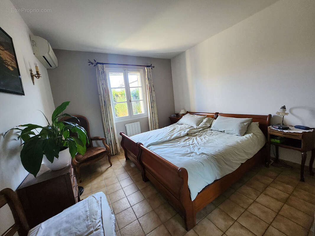 Maison à PERNES-LES-FONTAINES