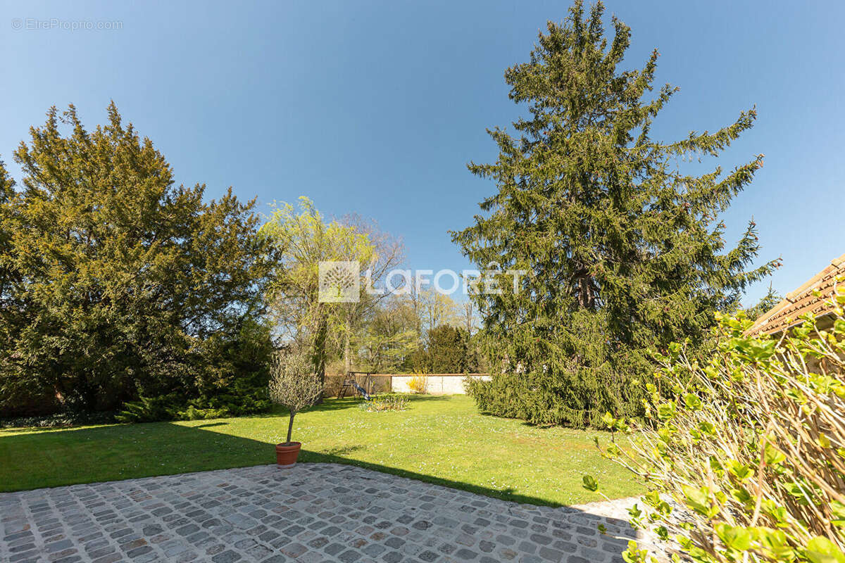 Maison à TOURNAN-EN-BRIE